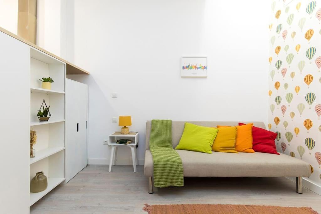 Moderno Apartamento En Casco Historico + Desayuno! サラゴサ エクステリア 写真